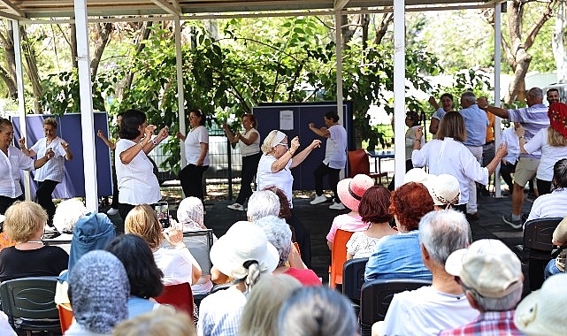 Antalya Büyükşehir Belediyesi Aktif Yaşlı Merkezi yaz dönemi öncesi veda