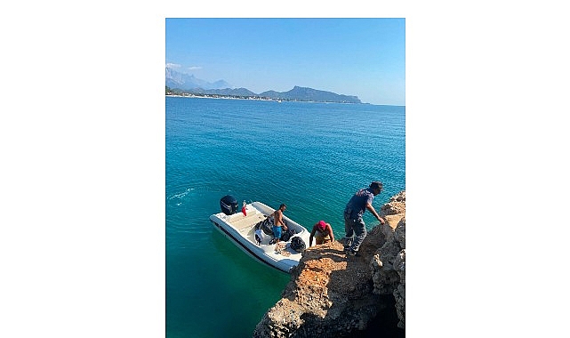 Kemer Belediyesi Temizlik İşleri Müdürlüğü ekipleri, Kemer genelinde yaptığı rutin