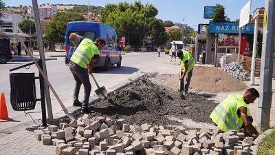 Ayvalık Belediyesi, yaya güvenliğini artırmak ve kent içi ulaşımı daha