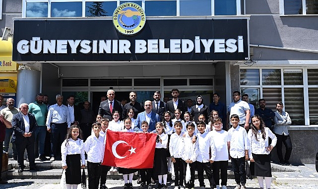 Başkan Altay Güneysınır ve Bozkır’da Vatandaşlarla Buluştu, Bozkır Grup Suyu Projesi’nin Açılışı Yaptı Konya Büyükşehir Belediye Başkanı Uğur İbrahim Altay, Güneysınır ve Bozkır’da