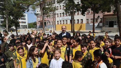 Konya Büyükşehir Belediye Başkanı Uğur İbrahim Altay, 2025-2026 yılı eğitim-öğretim