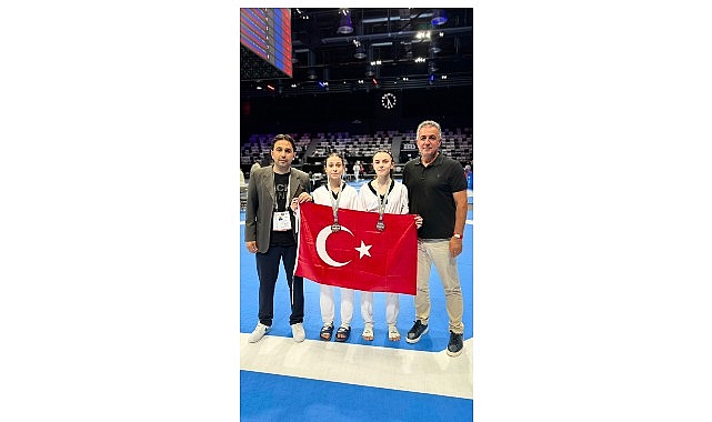 Konya Büyükşehir Belediyesporlu tekvandocular, Almanya’nın Nürnberg şehrinde düzenlenen 11. WT