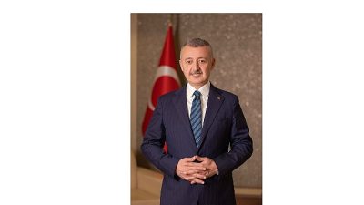 Kocaeli Büyükşehir Belediye Başkanı Tahir Büyükakın, Babalar Günü nedeniyle bir