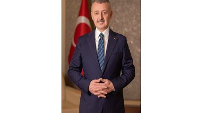 Kocaeli Büyükşehir Belediye Başkanı Tahir Büyükakın yayımladığı bir mesajla İzmit’in