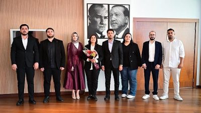 Aydın Büyükşehir Belediye Başkanı Özlem Çerçioğlu’na Türkiye Gençlik Vakfı Aydın
