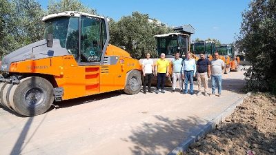 Burhaniye Belediye Başkanı Ali Kemal Deveciler, Belediye Başkan Yardımcısı Ahmet
