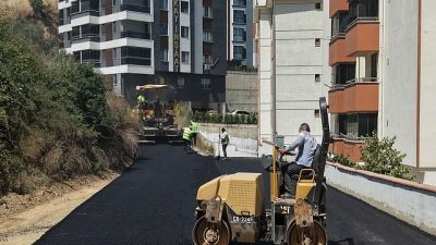 Gemlik Belediyesi, ilçe genelinde ulaşım altyapısını güçlendirmek amacıyla yürüttüğü çalışmalar