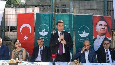 Halkla iç içe bir yönetim anlayışı benimseyen Osmangazi Belediye Başkanı