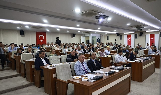 Karabağlar Belediyesi Haziran Ayı Olağan Meclis Toplantısı'nın birinci oturumu, Belediye