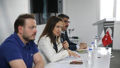 Karşıyaka Belediye Başkanı Yıldız Ünsal, Sancar Maruflu Sivil Toplum Yerleşkesi’nde