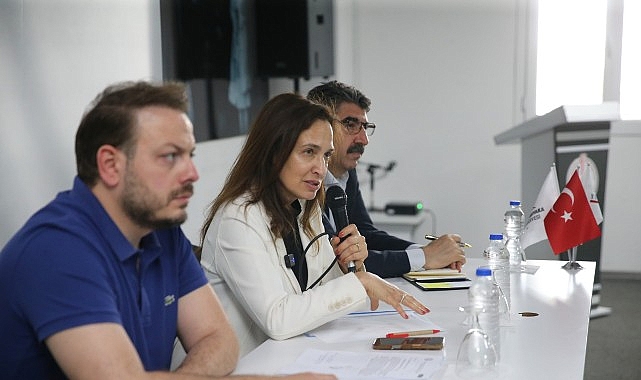 Karşıyaka Belediye Başkanı Yıldız Ünsal, Sancar Maruflu Sivil Toplum Yerleşkesi’nde