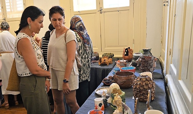 Bornova Belediyesi’nin büyük bir özveriyle sürdürdüğü Hobi ve Beceri Edindirme Kursları’nda