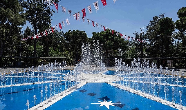 Bornova Belediyesi, Büyükpark’taki kuru havuzu mavi, beyaz ve sarı renklerle