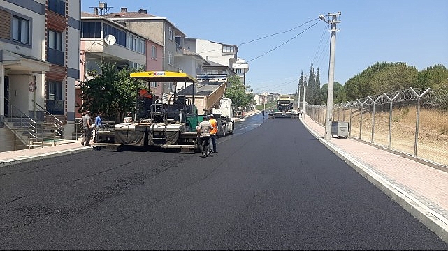Kocaeli Büyükşehir Belediyesi, kent genelinde 56,5 kilometrelik bozuk yolda sathi