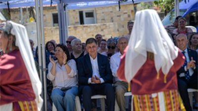 İzmir Büyükşehir Belediye Başkanı Dr. Cemil Tugay, Foça Yeniköy Mahallesi’nde
