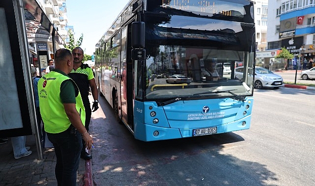 Antalya Büyükşehir Belediyesi, yaz aylarında vatandaşların toplu ulaşımda konforlu yolculuk