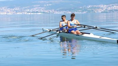 Kocaeli Büyükşehir Belediyesi’nin su sporlarına yönelik yatırımları meyvelerini vermeye başladı.