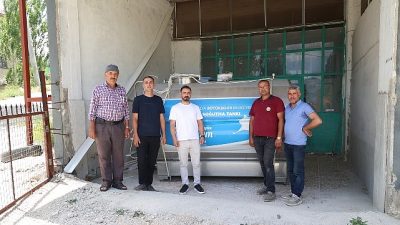 Antalya Büyükşehir Belediyesi, tarımsal kalkınma kooperatiflerine ekipman desteklerini sürdürüyor. Kırsal