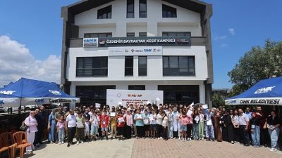Canik Özdemir Bayraktar Keşif Kampüsü öğrencileri tasarladıkları projelerle alkışları topladı. 