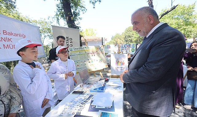 Canik Belediyesi'nin ilçede gerçekleştirdiği "Gençlerin Fikirleriyle Sağlıkta Yeni Ufuklar" proje