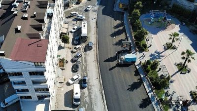 İlçe merkezlerindeki ana akslarda önemli alt ve üst yapı çalışmaları