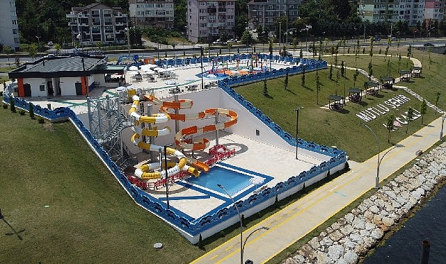 Büyükşehir’in Kocaeli’ye kazandırdığı Değirmendere Aquapark, yaz sezonunun başlamasıyla birlikte kalite