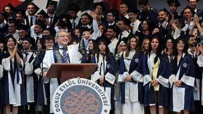 Türkiye'nin sağlık alanındaki köklü eğitim kurumlarından biri olan DEÜ Tıp
