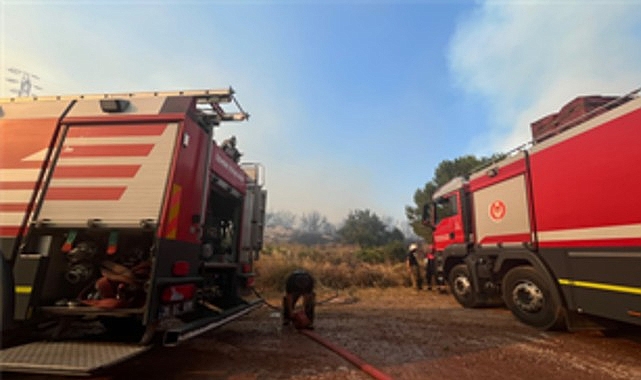 İzmir Büyükşehir Belediyesi İtfaiye Dairesi Başkanlığı ekipleri, Dikili ilçesine bağlı