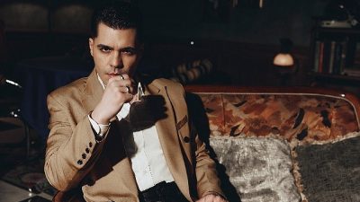 Emir Can İğrek, üçüncü stüdyo albümü “Fiyakalı” için geri sayıma