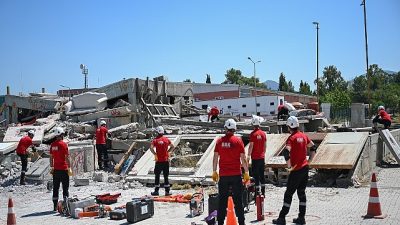 Bornova Belediyesi bünyesine kurulan BAK ekibi, AFAD İzmir Müdürlüğü’nde gerçekleştirdiği