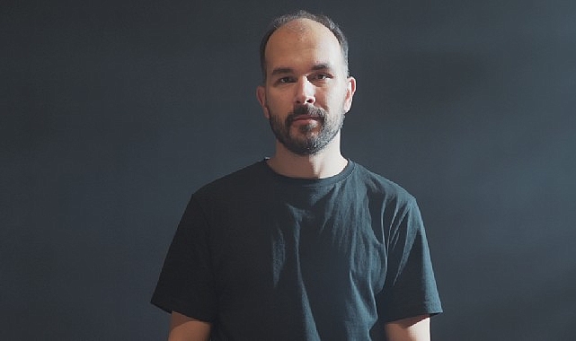 Alternatif pop ve indie çizgisinde üretimlerini sürdüren farukanıl, On Air