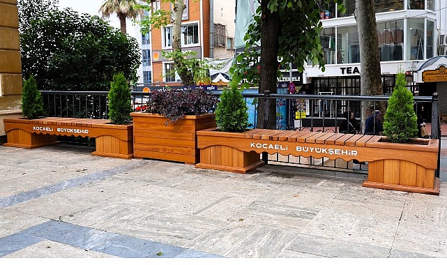 Kocaeli Büyükşehir Belediyesi, kent estetiğini güçlendirmek ve vatandaşlara daha düzenli