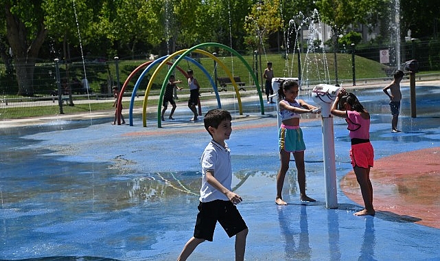 Manisa Büyükşehir Belediyesi Atatürk Kent Park içinde bulunan Fresh Park’ı,