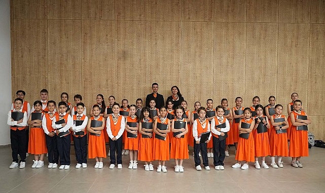 Kocaeli Büyükşehir Çocuk Orkestrası ve Çocuk Korosu, Sanat Galerisi’ndeki konserde