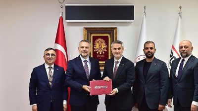 İstanbul Bayrampaşa Belediye Başkan Vekili İbrahim Akın, ilçenin spor altyapısını