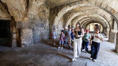 İzmir Büyükşehir Belediyesi, çocukların kültürel miras bilinci kazanması amacıyla başlattığı