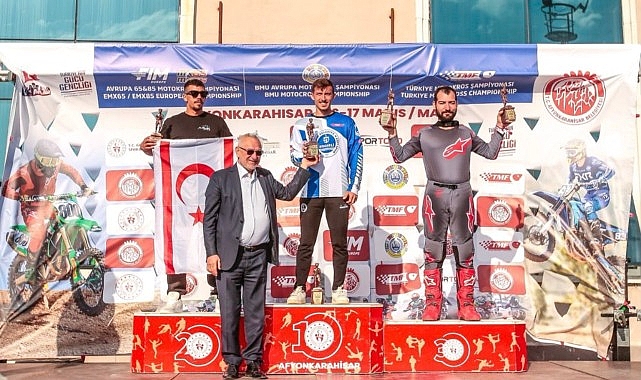 Kağıtspor bu hafta da kürsüden inmedi Kocaeli Büyükşehir Belediyesi Kağıtspor, ulusal ve uluslararası organizasyonlarda elde ettiği