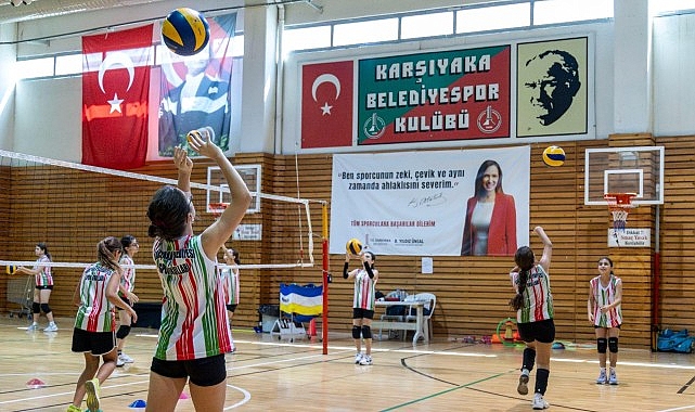 Karşıyaka Belediyesi’nin çocuk ve gençlerin yaz tatillerini daha aktif ve