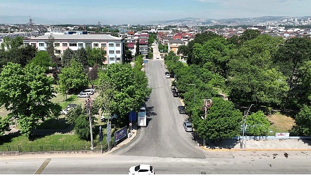 Kocaeli Büyükşehir Belediyesi, Kartepe’de altyapı çalışmaları tamamlanan mahallelerde üstyapı yenileme
