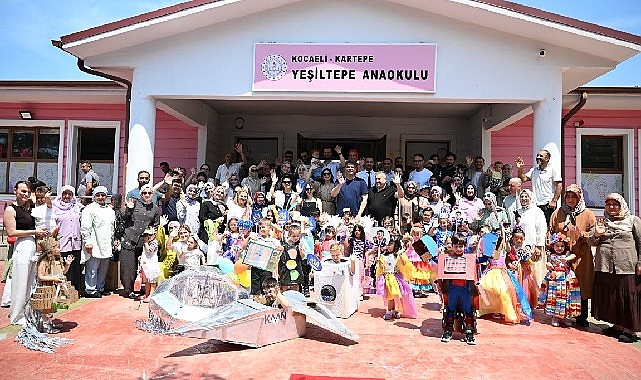 Kartepe’de Çevre Haftasına Miniklerden Renkli Dokunuş Kartepe Belediyesi’nin Çevre Haftası etkinlikleri kapsamında düzenlenen programda minikler, geri