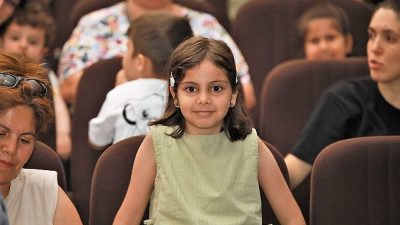 Keçiören Belediyesi Kent Tiyatrosu, geleneksel Türk tiyatrosunun sevilen karakterleri Kavuklu