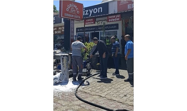 Kemer’de iş yeri yangını Kemer'de bir iş yerinde çıkan yangın, itfaiye ekipleri ve Kemer
