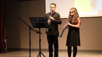 Kocaeli Büyükşehir Belediye Konservatuvarı’nda yıl sonu öğrenci konserleri başladı. İlk