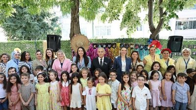 Küçükçekmece Belediyesi, 2025-2026 eğitim öğretim yılını tamamlayan öğrenciler için birbirinden
