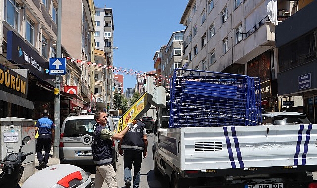 Maltepe Belediyesi Zabıta Müdürlüğü ekipleri, ilçe genelinde hem kamusal alanların