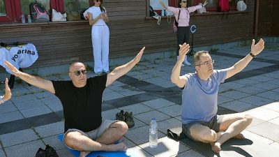 Maltepe Belediyesi’nin ev sahipliğinde, “21 Haziran Dünya Yoga”günü kapsamında, 100’ü