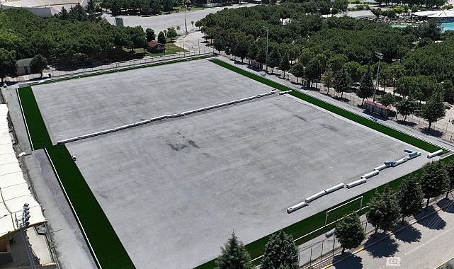 Manisa Büyükşehir’den 90 Milyon Liralık Spor Hamlesi Manisa Büyükşehir Belediyesi, kentin spor altyapısını modernize etmek için 5