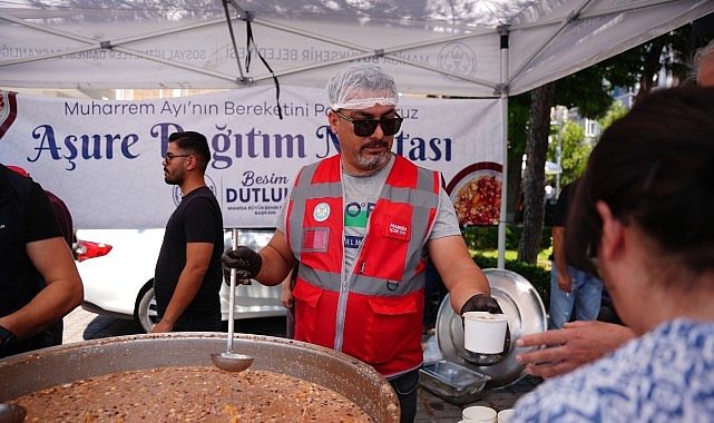 Manisa Büyükşehir Belediyesi, Muharrem ayı dolayısıyla geleneksel hale getirdiği aşure