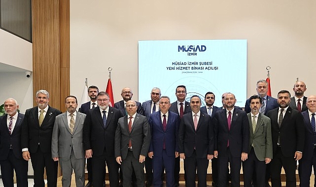 MÜSİAD İzmir Başkanı Gökhan Temur’un ev sahipliğinde, MÜSİAD İzmir Yeni