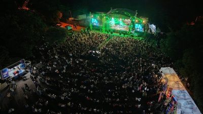 Nilüfer Belediyesi’nin bu yıl ikincisini düzenlediği Nilüfer Karadeniz Festivali, Balat